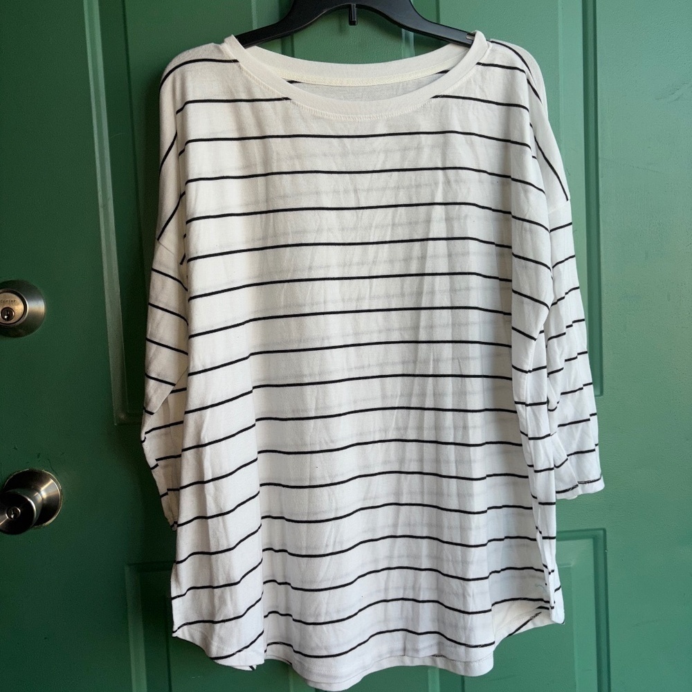 Just Be size XL ladies white and black stripe top